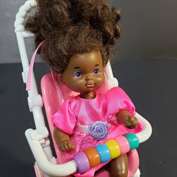 Vintage 90s Barbie Strollin Fun Baby Kelly Doll in Stroller African American - Picture 1 of 8